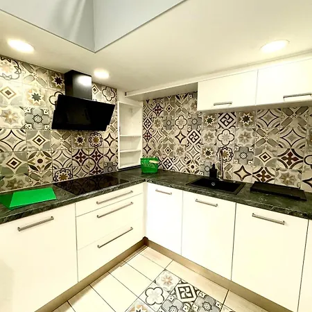 Appartamento Nyugati 4 With 3 Bedrooms In The Center Budapest