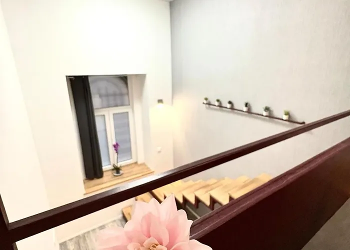 Appartement Nyugati 4 With 3 Bedrooms In The Center *