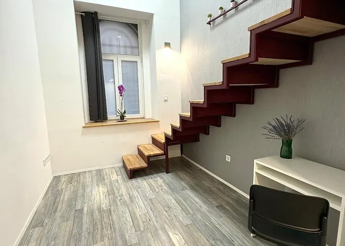 Nyugati 4 With 3 Bedrooms In The Center *