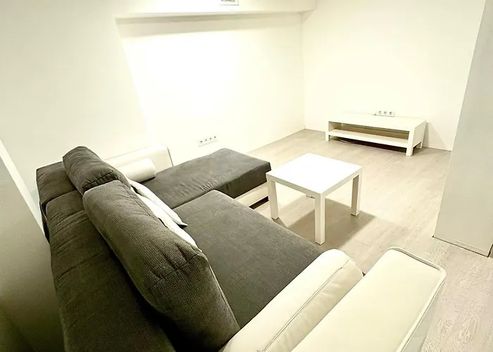 Nyugati 4 With 3 Bedrooms In The Center Budapest